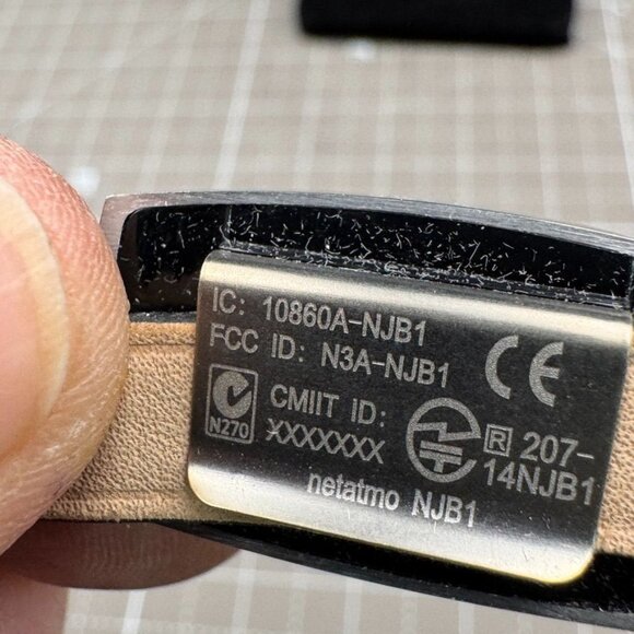 June Smart Wrap Around UV sensitive Bracelet by Netatmo AS IS - Picture 4 of 4